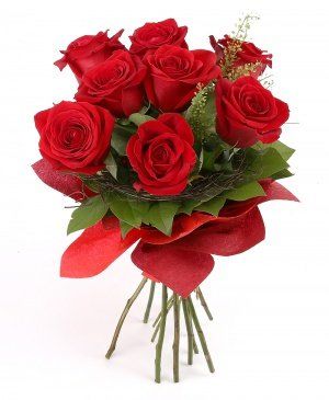 Imaginea produsului 9 Trandafiri Roșii Ornați Subtil
