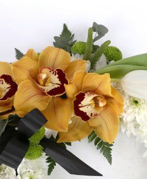 Imaginea produsului Colac Funerar Crizanteme și Orhidee Galbene