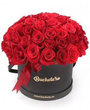 Imaginea produsului 57 Trandafiri Roșii în Cutie Imaginea produsului 57 Trandafiri Roșii în Cutie