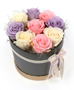 Imaginea produsului Cutie Cu 9 Trandafiri Criogenați Multicolori Imaginea produsului Cutie Cu 9 Trandafiri Criogenați Multicolori