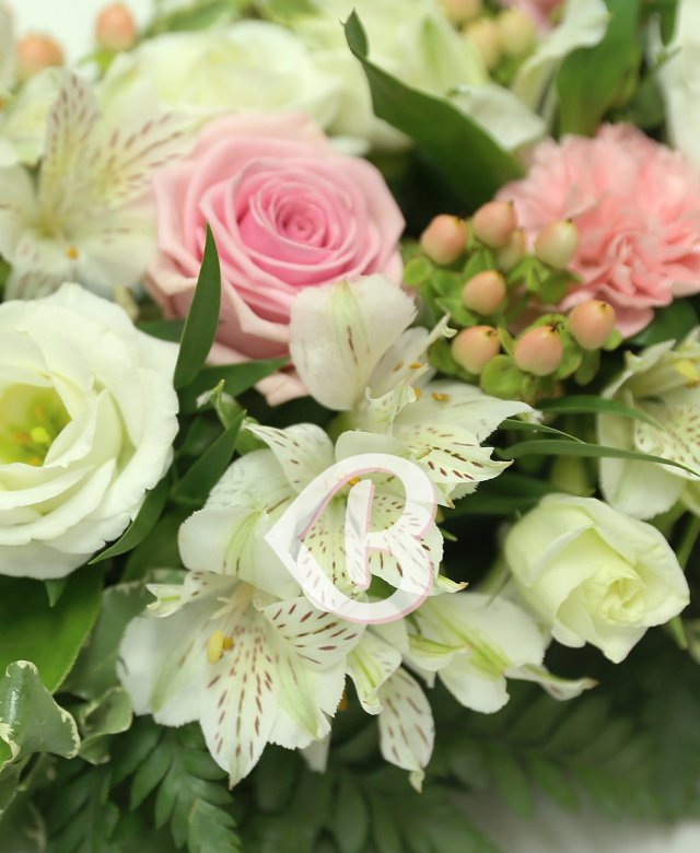 Colac funerar alb și roz