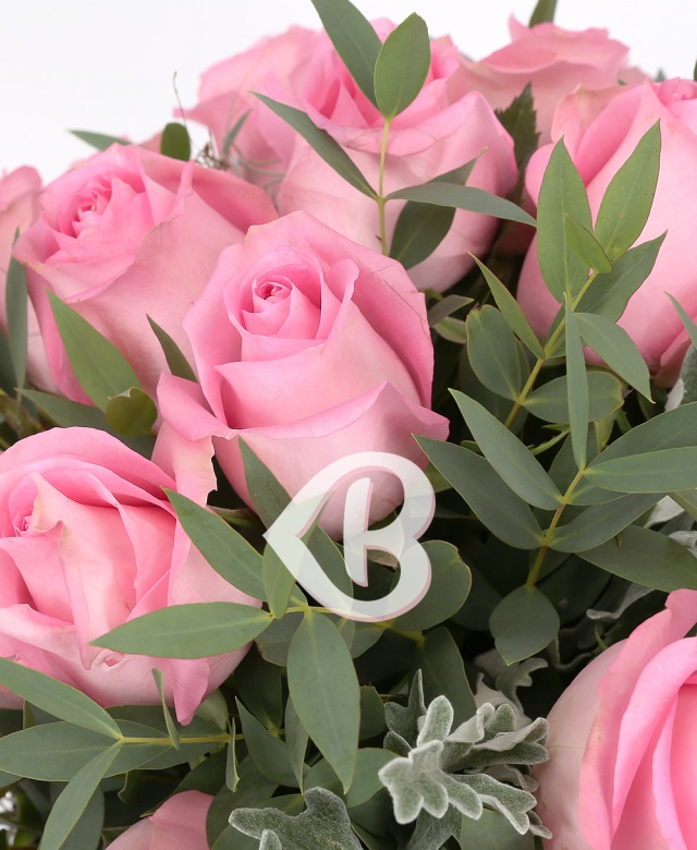 Imaginea produsului 35 Trandafiri Roz în Cutie