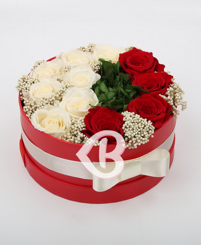 Imaginea produsului Cutie Cu Trandafiri Criogenați în Două Culori